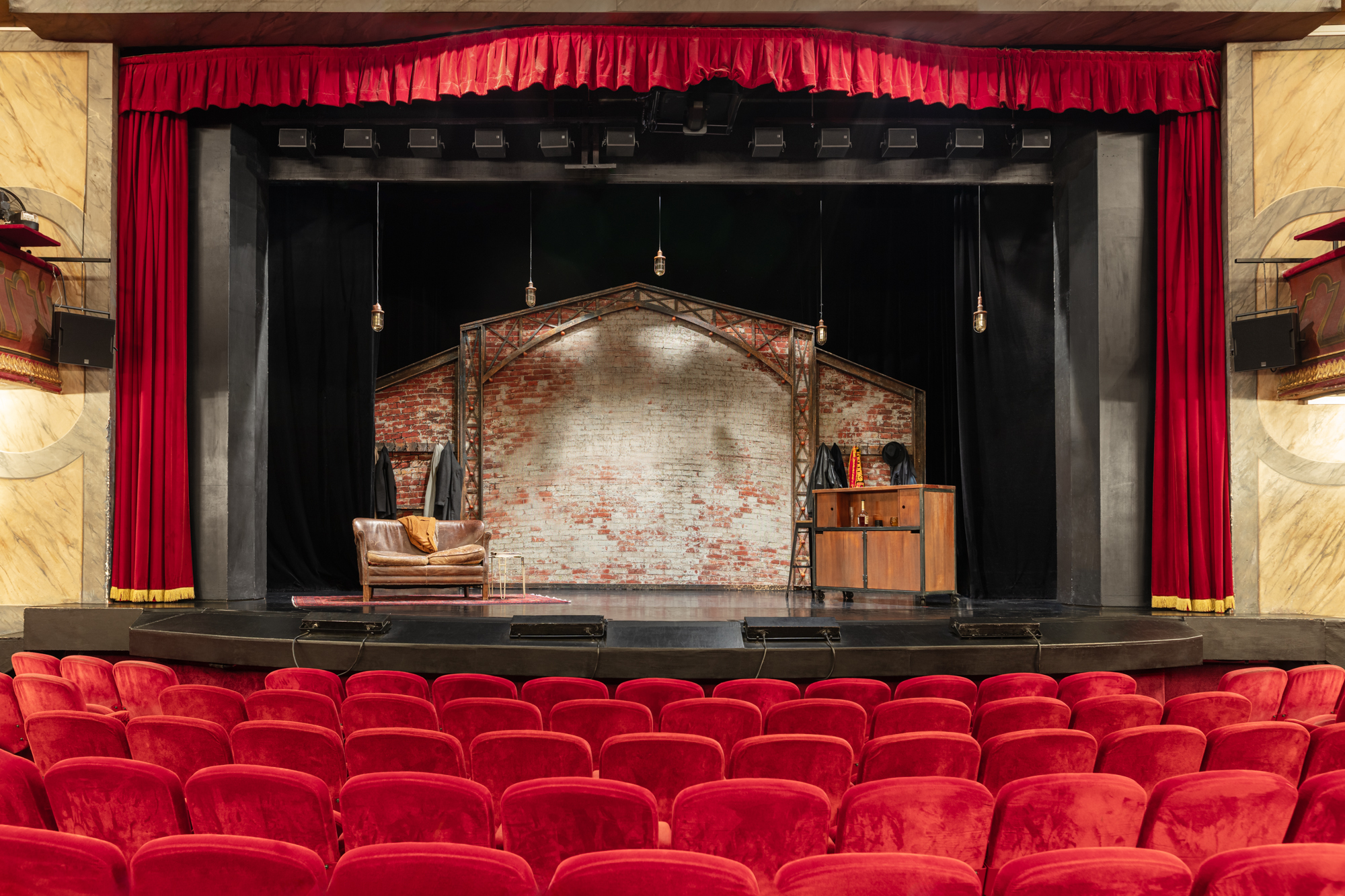Enhancing Audio-Visual Consistency at the Théâtre de la Gaîté-Montparnasse